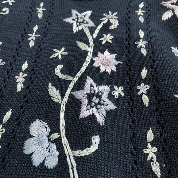 Black Vintage Embroidered Sweater Small - Picture 6 of 9